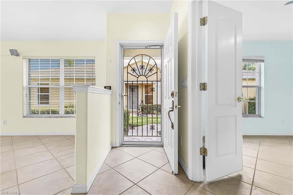 14994 Sterling Oaks Dr, Naples, photo 5