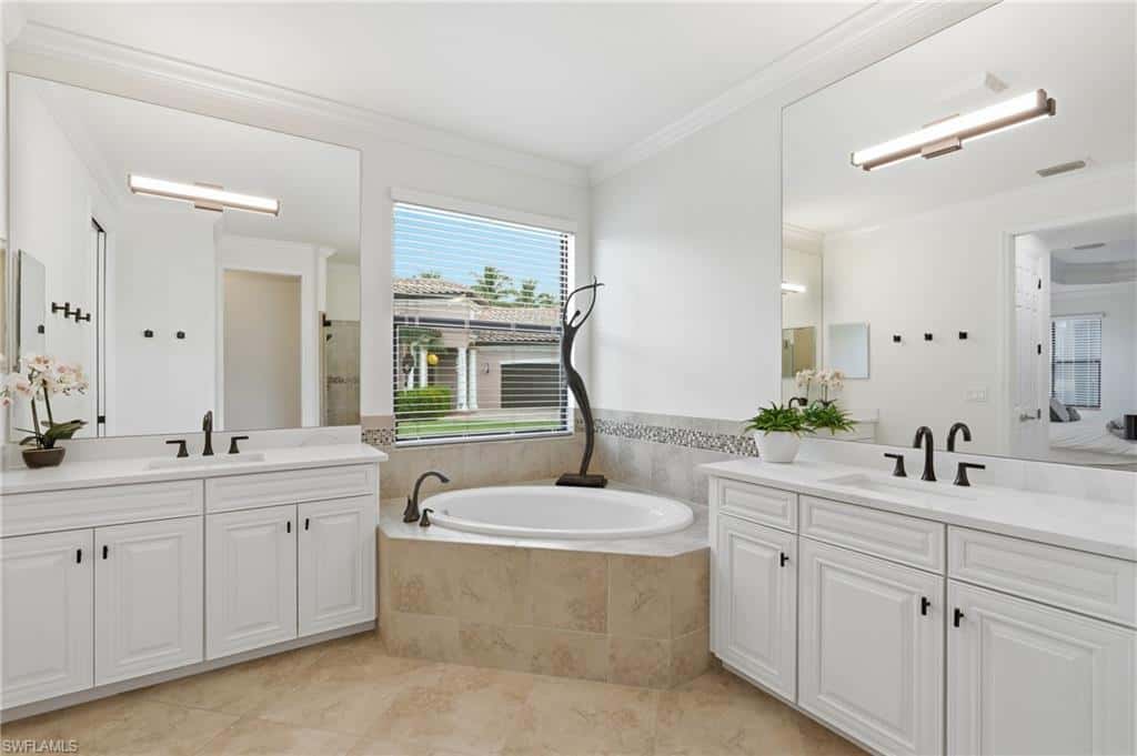 9479 Piacere Way, Naples, photo 18