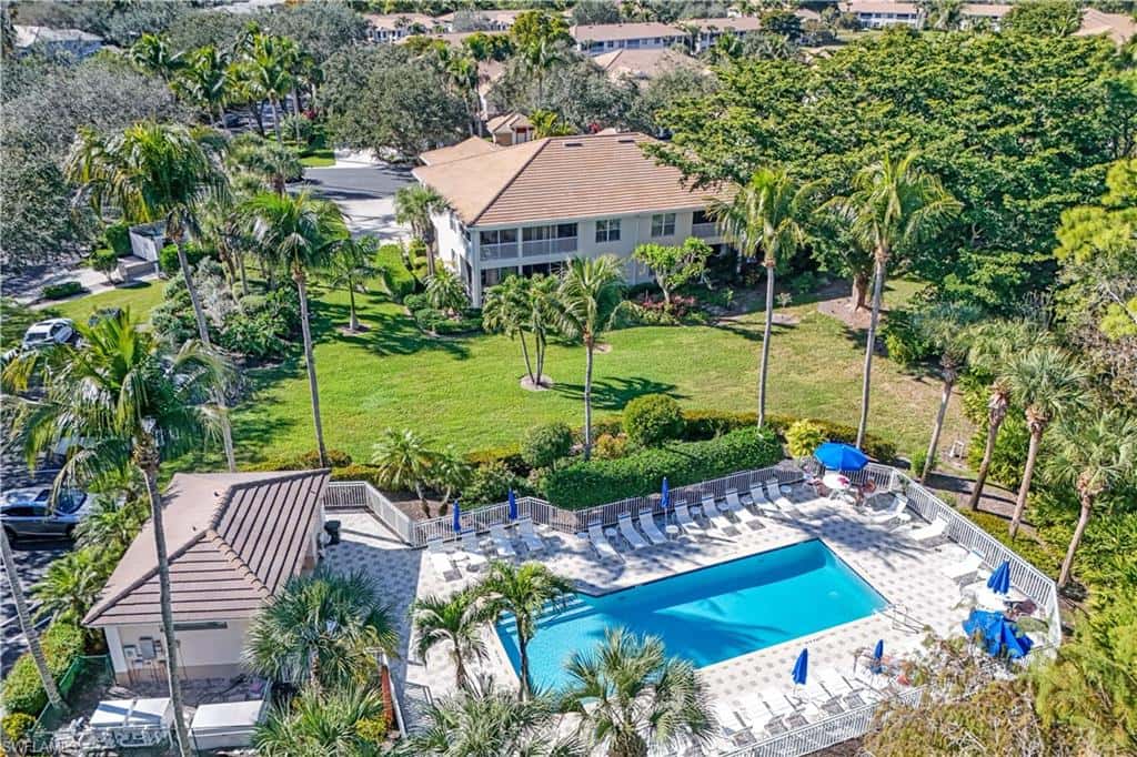 682 Catamaran Ct, Naples, photo 17