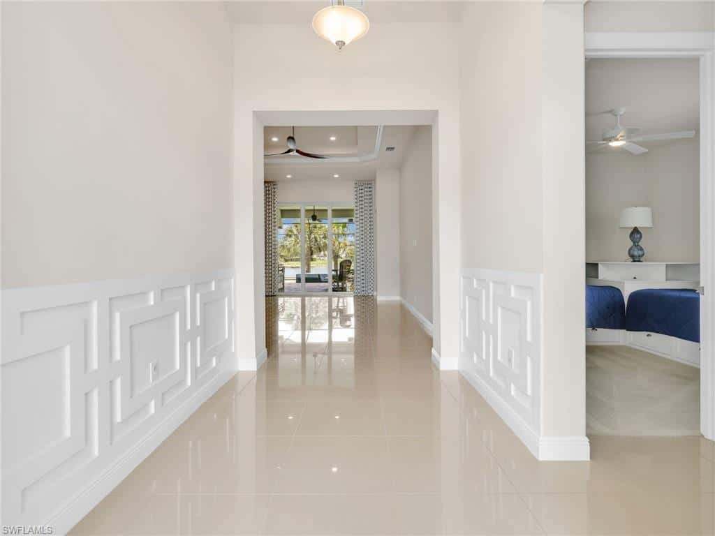 8893 Redonda Dr, Naples, photo 6