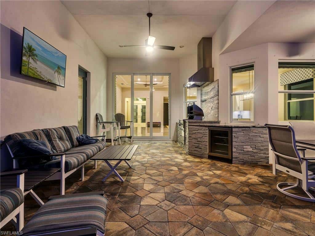 8893 Redonda Dr, Naples, photo 25