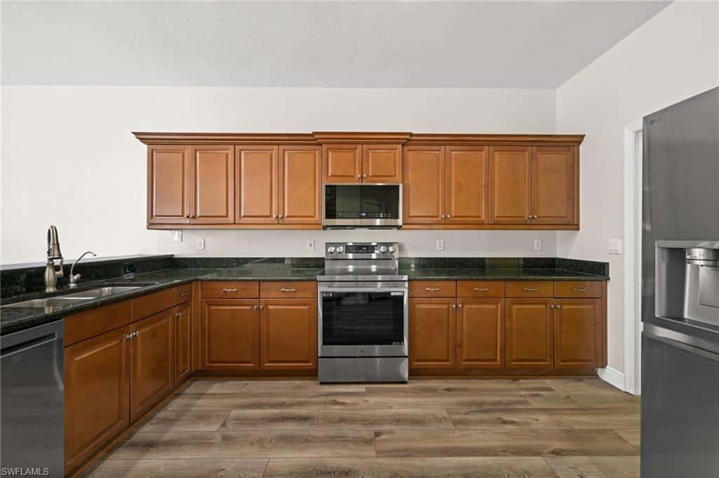 3520 3rd Ter, Cape Coral, photo 30
