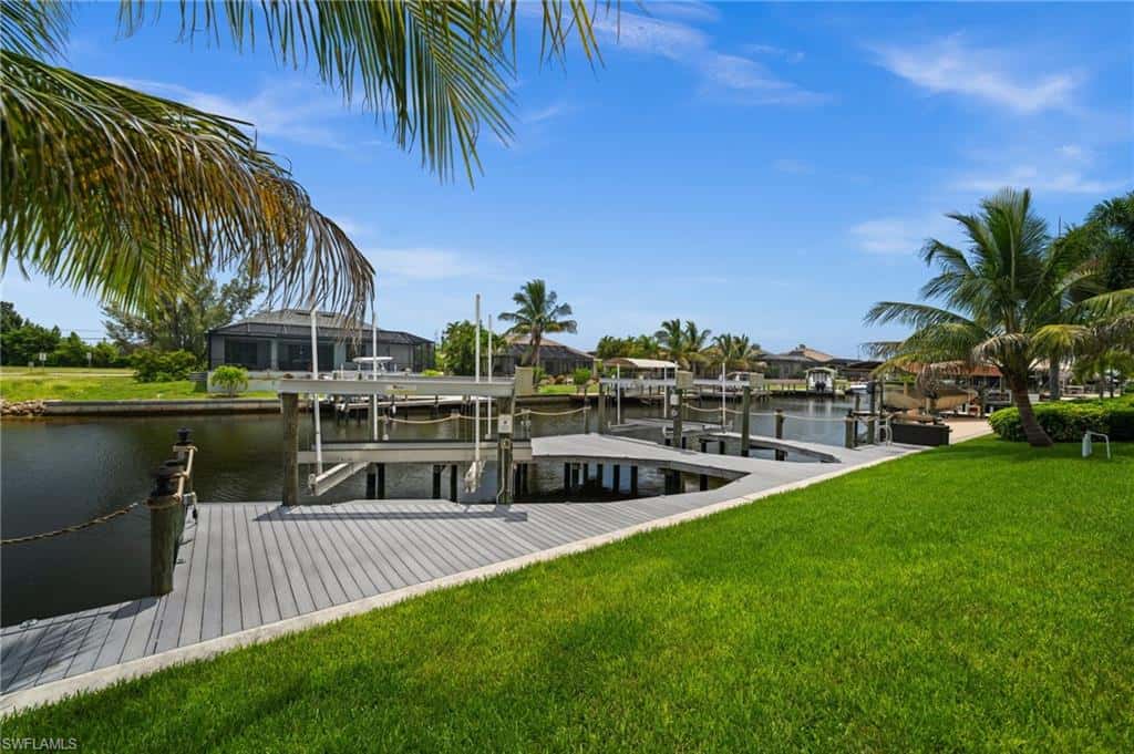 3520 3rd Ter, Cape Coral, photo 11