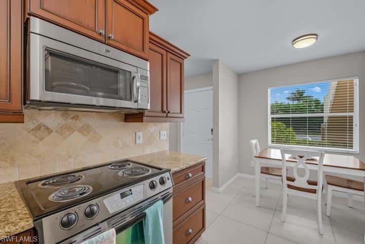 145 Robin Hood Cir #104, Naples, photo 9