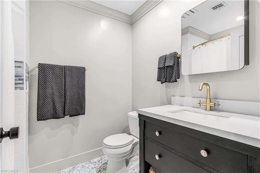 2472 Pine Woods Cir #17, Naples, photo 10