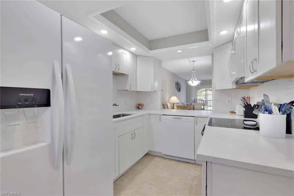 360 Charlemagne Blvd #d205, Naples, photo 6