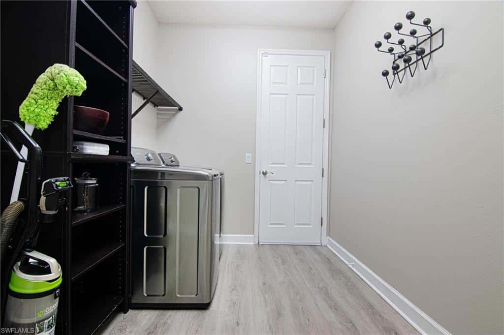 2705 Lambay Ct, Cape Coral, photo 25