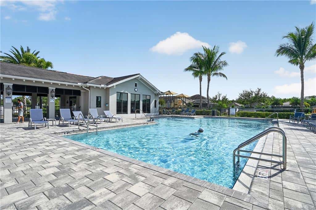4295 Bluegrass Dr, Fort Myers, photo 47