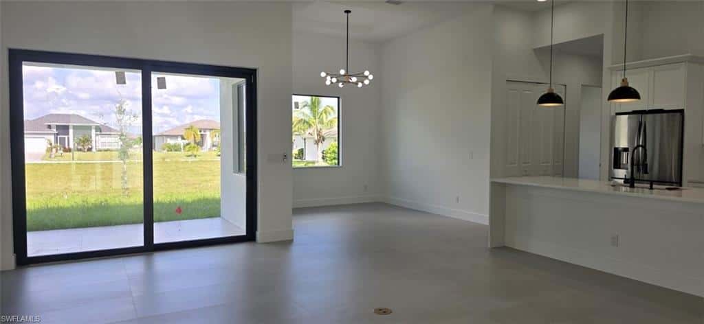 1032 33rd Pl, Cape Coral, photo 7