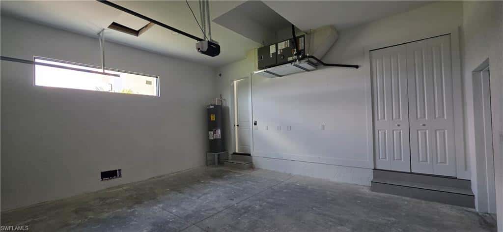1032 33rd Pl, Cape Coral, photo 28