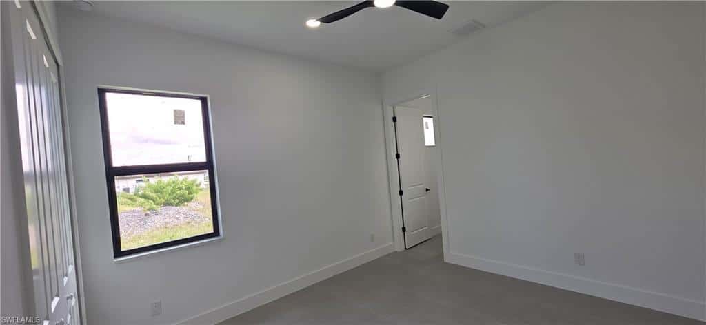 1032 33rd Pl, Cape Coral, photo 20