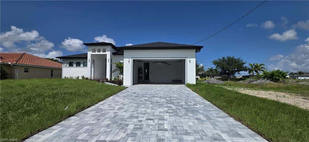 1032 33rd Pl, Cape Coral, photo 31