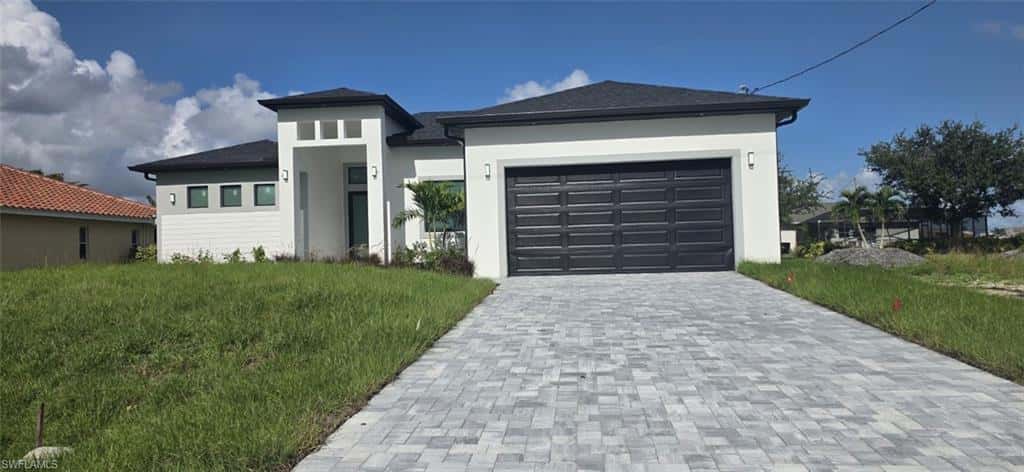 1032 33rd Pl, Cape Coral, photo 4