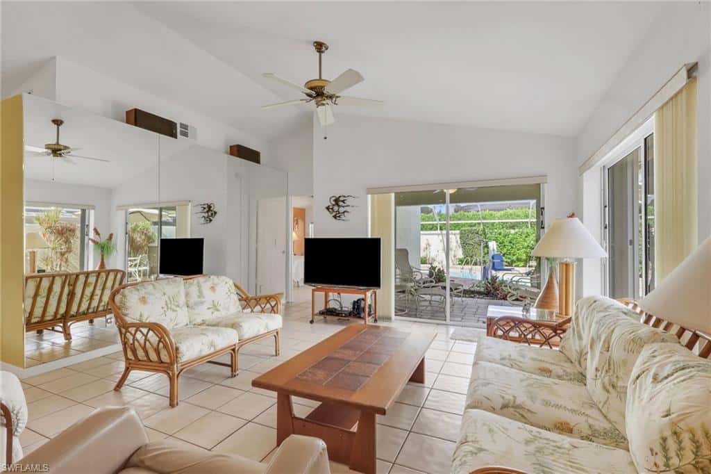 11011 Linnet Ln, Naples, photo 10