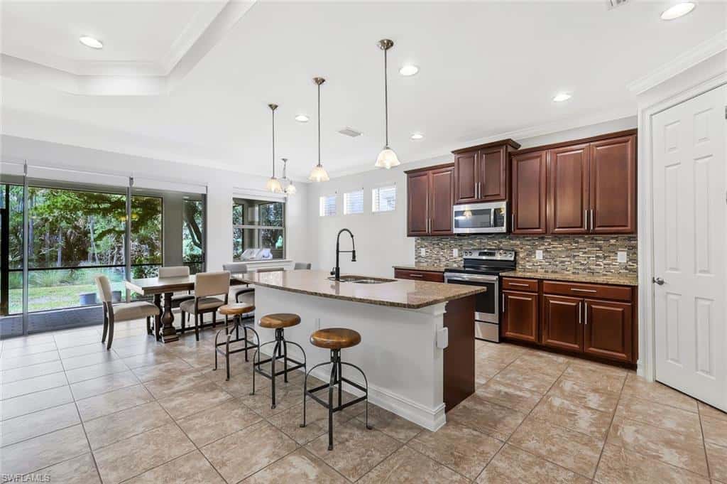 16188 Aberdeen Ave, Naples, photo 6