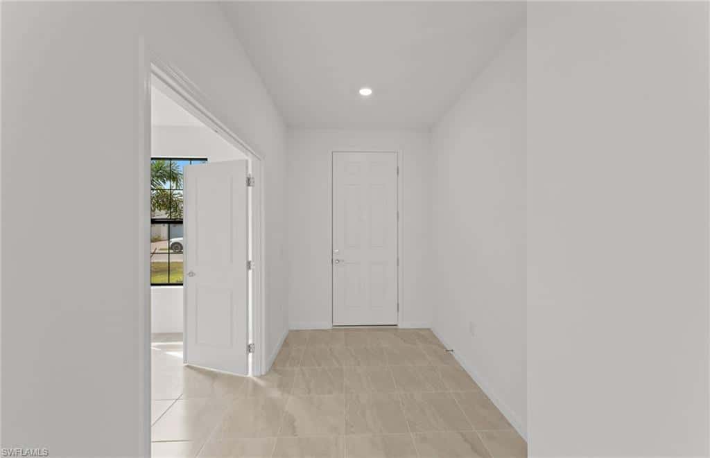 3853 Passion Vine Dr, Alva, photo 12