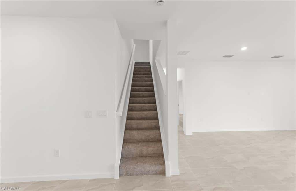 3853 Passion Vine Dr, Alva, photo 10