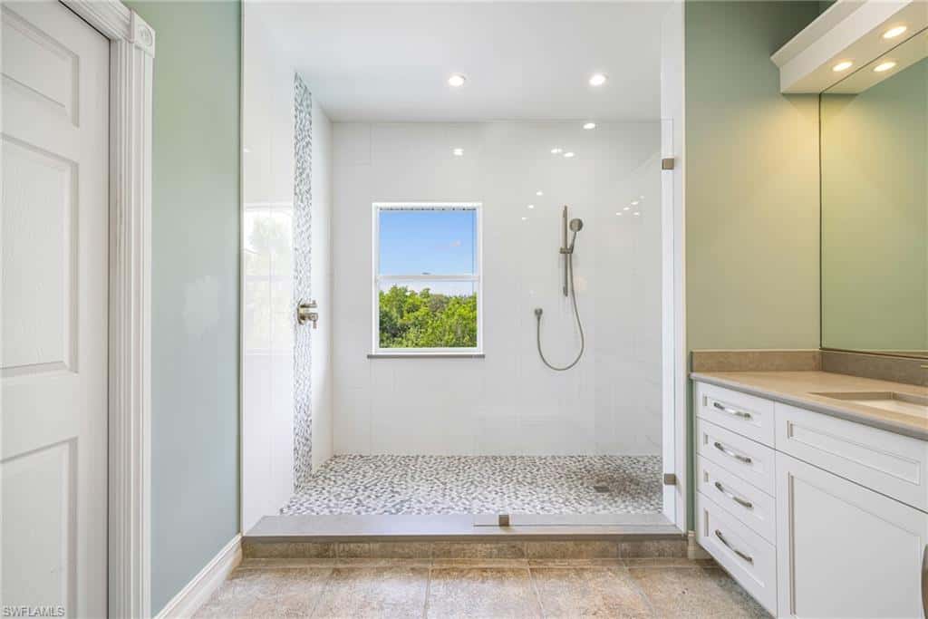 1495 Gordon River Ln, Naples, photo 31