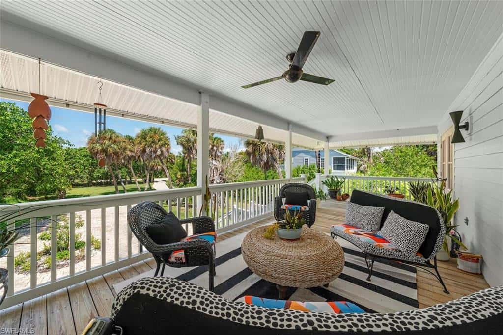 6062 Dinkins Lake Rd, Sanibel, photo 4