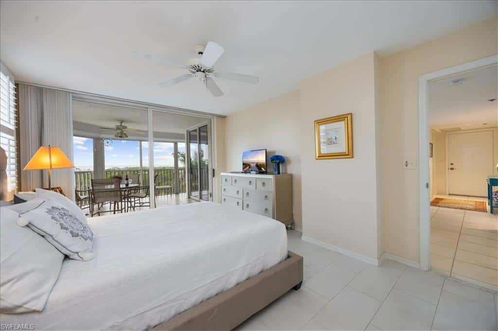 5550 Heron Point Dr #402, Naples, photo 22