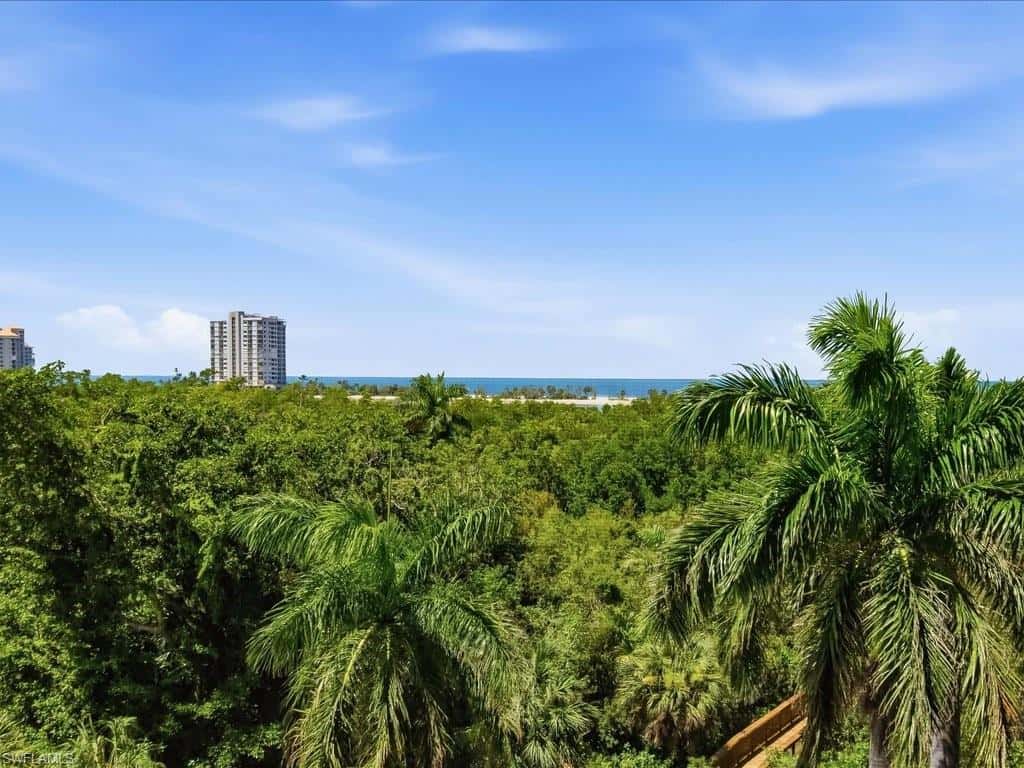 5550 Heron Point Dr #402, Naples, photo 5
