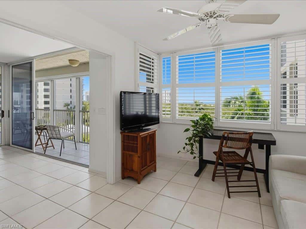 5550 Heron Point Dr #402, Naples, photo 9