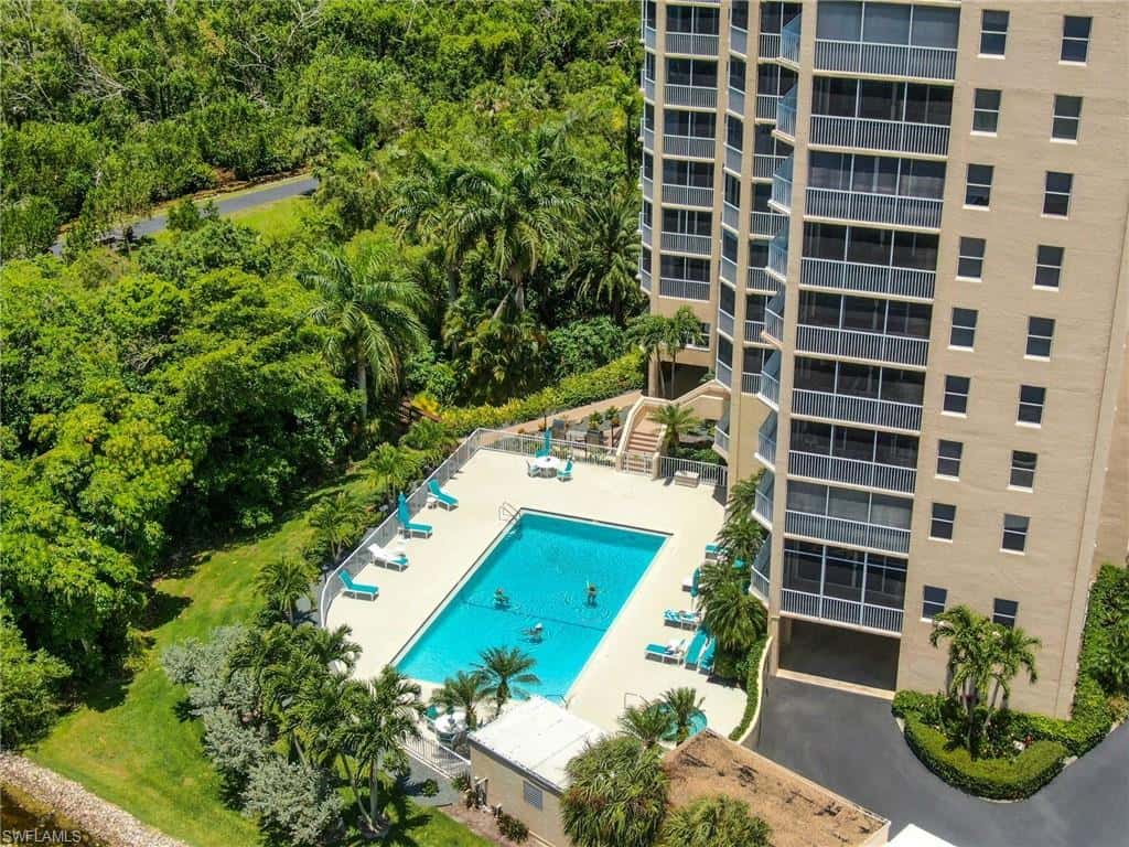 5550 Heron Point Dr #402, Naples, photo 34