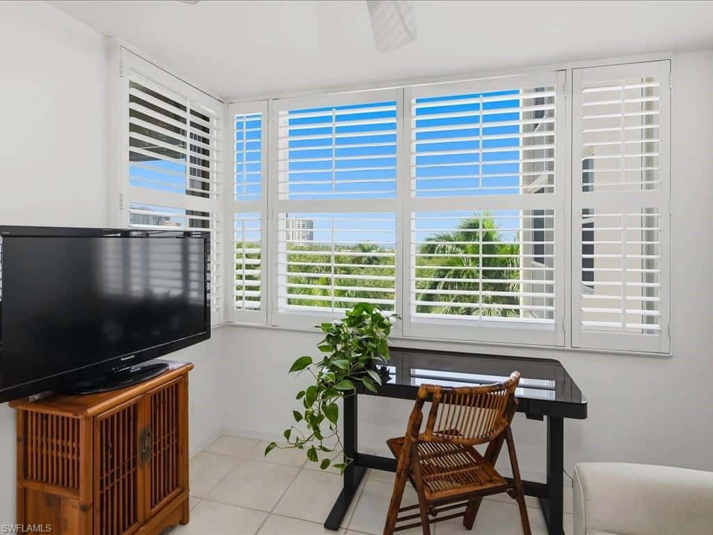 5550 Heron Point Dr #402, Naples, photo 10