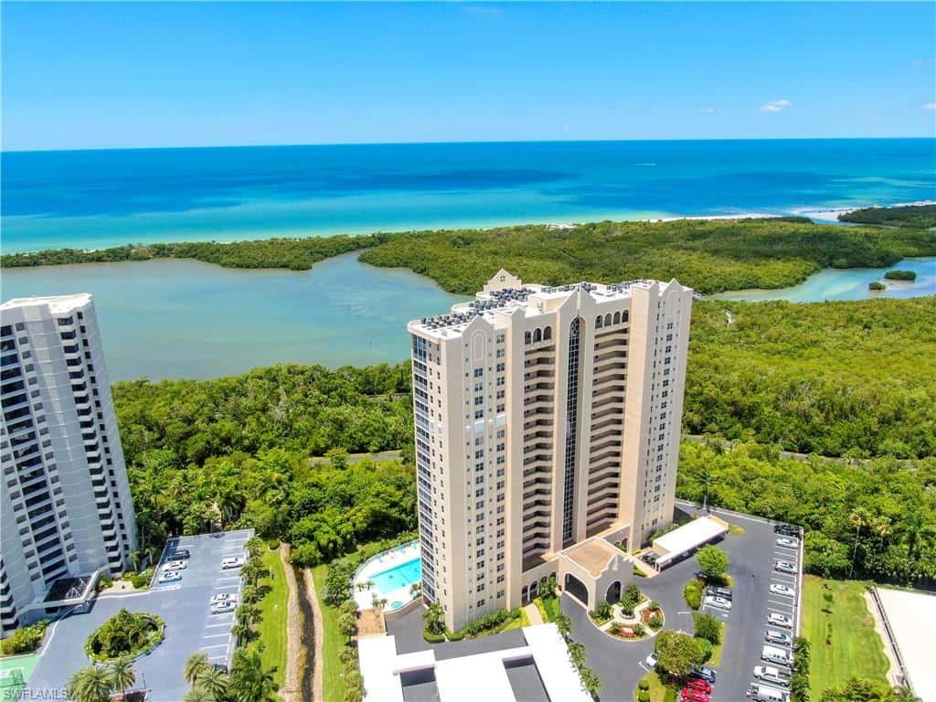 5550 Heron Point Dr #402, Naples, photo 31