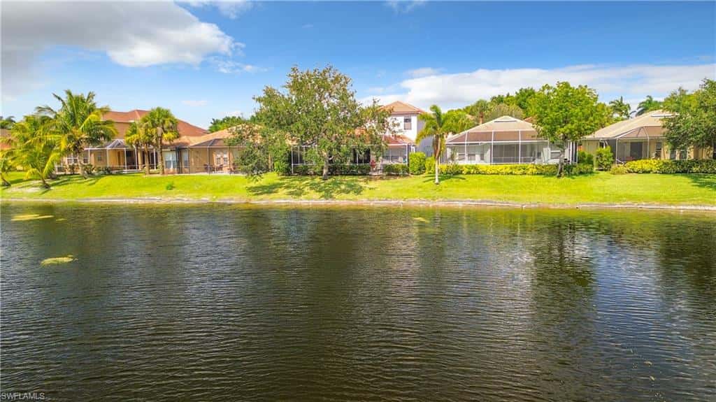 8359 Laurel Lakes Blvd, Naples, photo 46