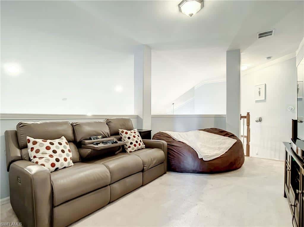 8359 Laurel Lakes Blvd, Naples, photo 12