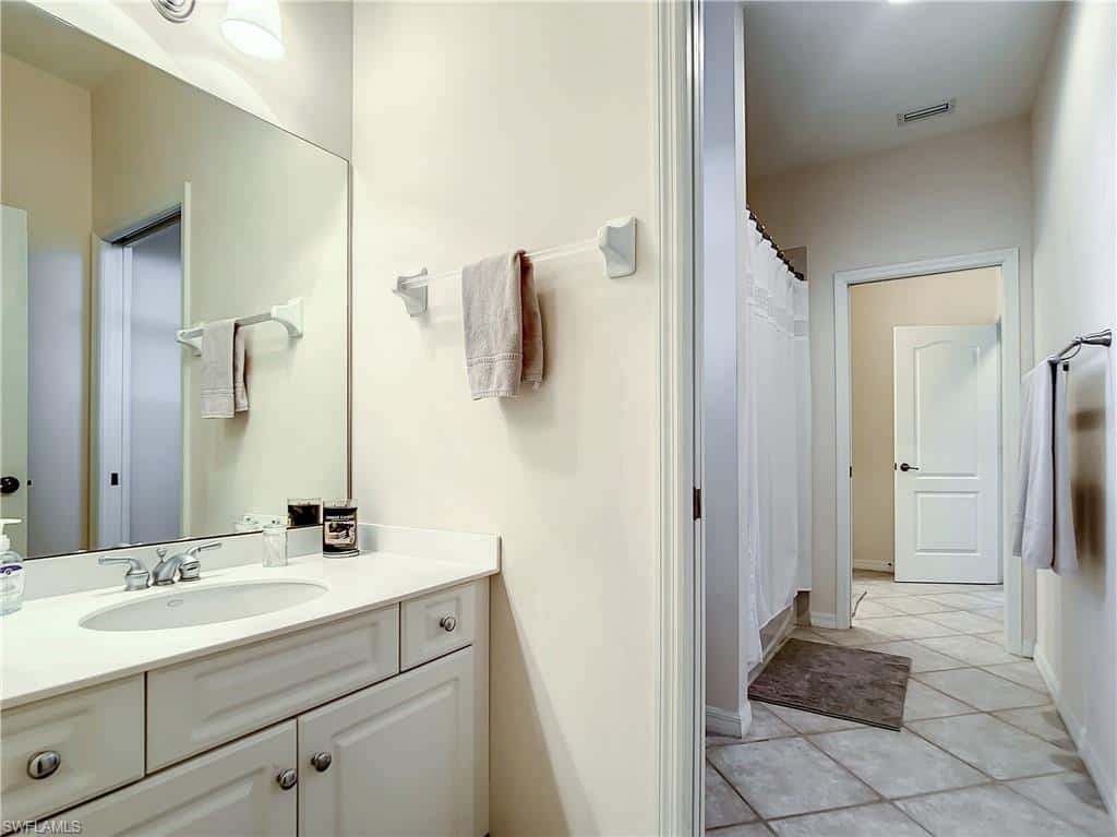 8359 Laurel Lakes Blvd, Naples, photo 22