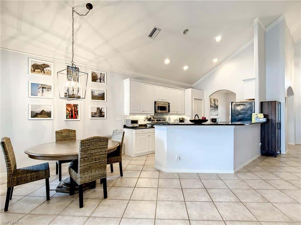 8359 Laurel Lakes Blvd, Naples, photo 7
