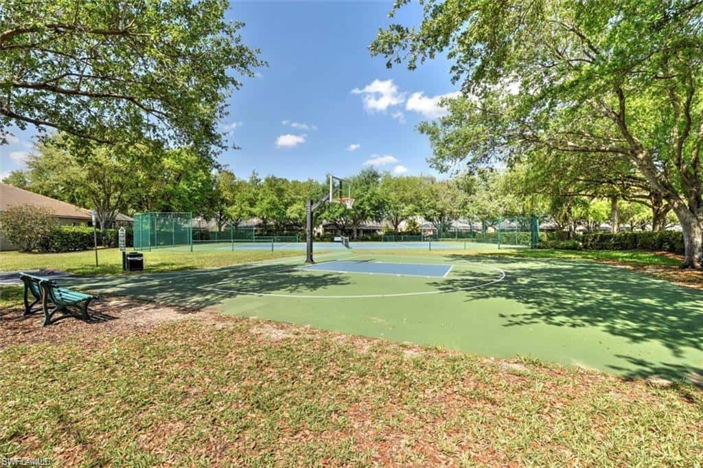 8359 Laurel Lakes Blvd, Naples, photo 36