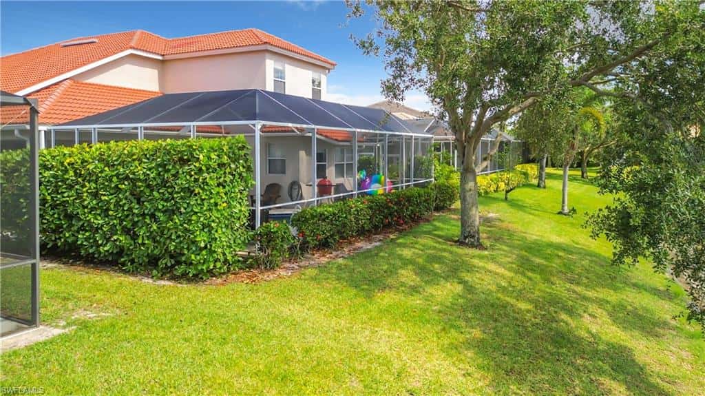 8359 Laurel Lakes Blvd, Naples, photo 32