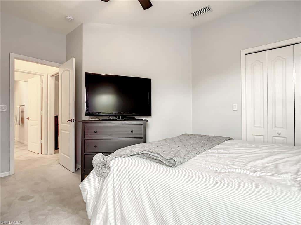 8359 Laurel Lakes Blvd, Naples, photo 18