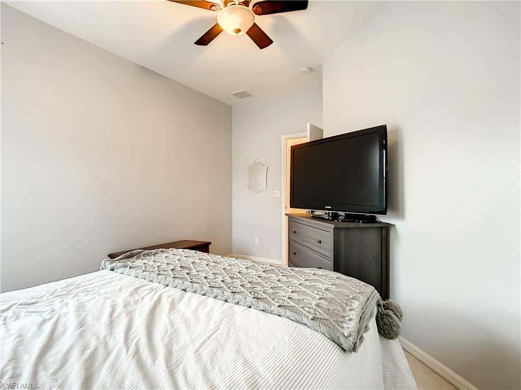 8359 Laurel Lakes Blvd, Naples, photo 15