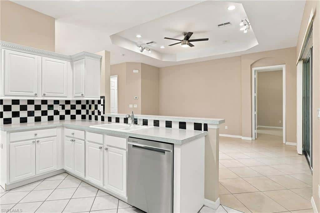 357 Harvard Ln, Naples, photo 17