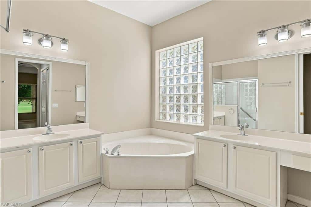 357 Harvard Ln, Naples, photo 29