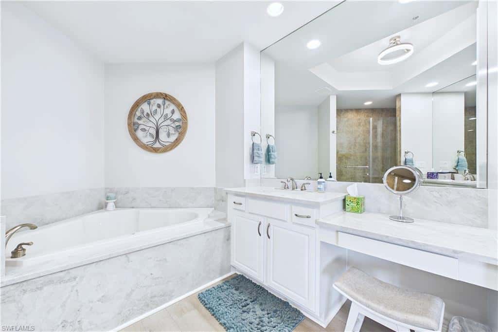 2090 First St #g2907, Fort Myers, photo 34