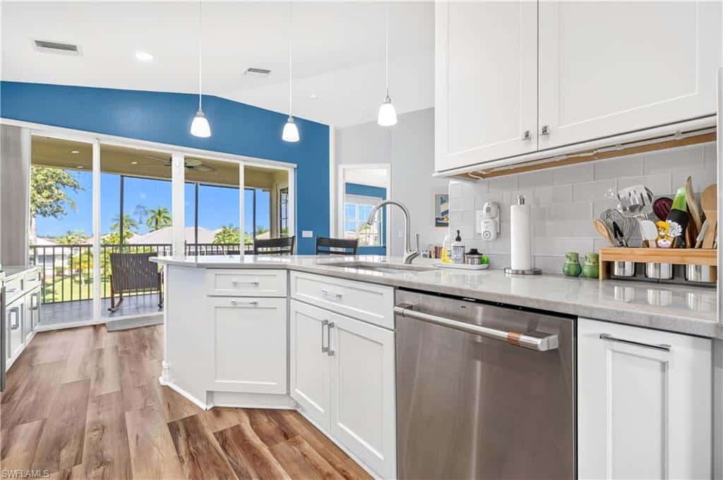 5610 Cape Harbour Dr #201, Cape Coral, photo 12