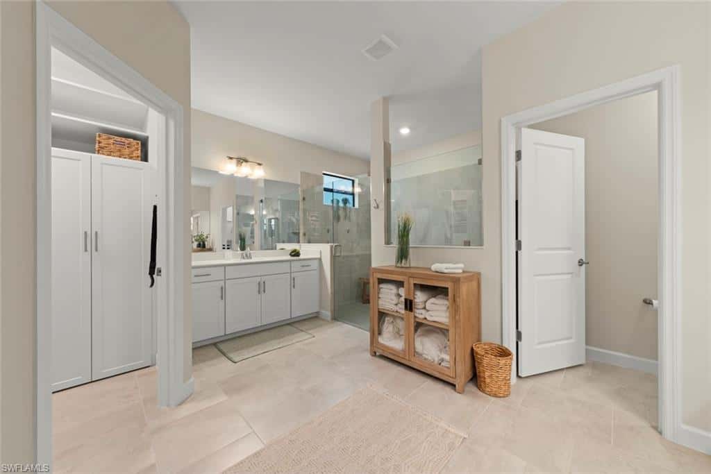 19070 Hinkley Dr, Estero, photo 23