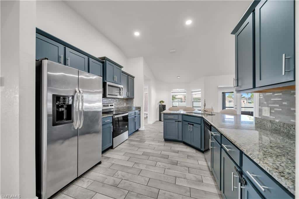 1728 Diplomat Pkwy, Cape Coral, photo 12