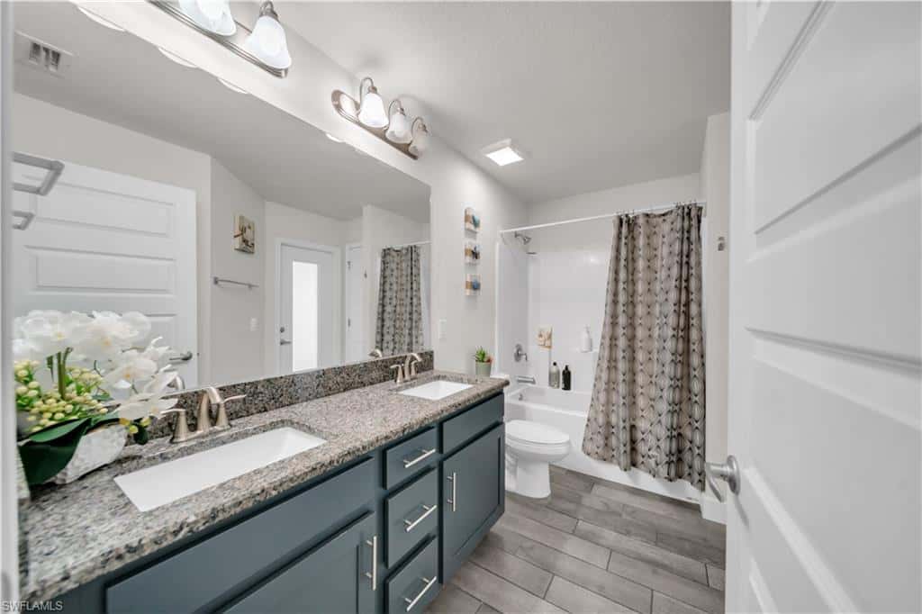 1728 Diplomat Pkwy, Cape Coral, photo 34