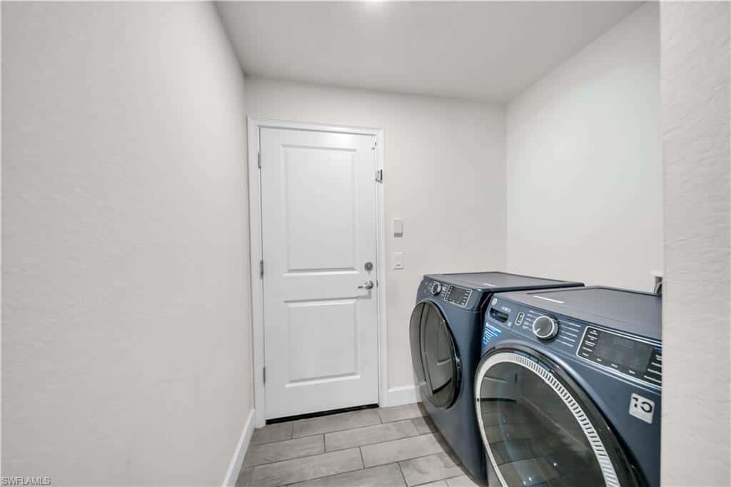 1728 Diplomat Pkwy, Cape Coral, photo 38