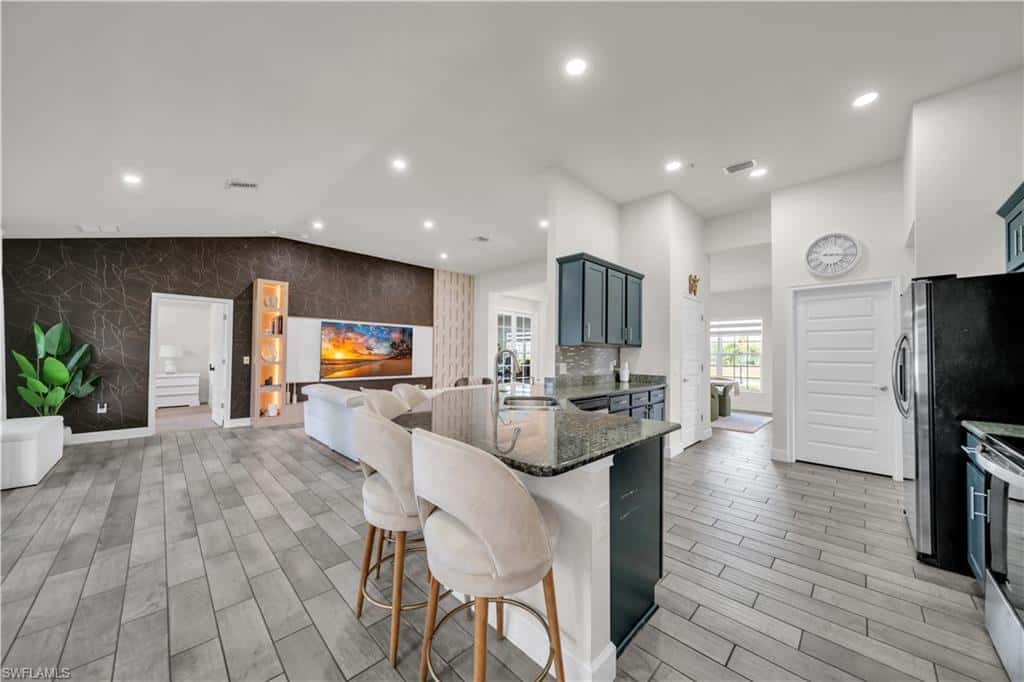 1728 Diplomat Pkwy, Cape Coral, photo 14