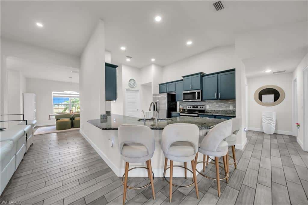 1728 Diplomat Pkwy, Cape Coral, photo 15