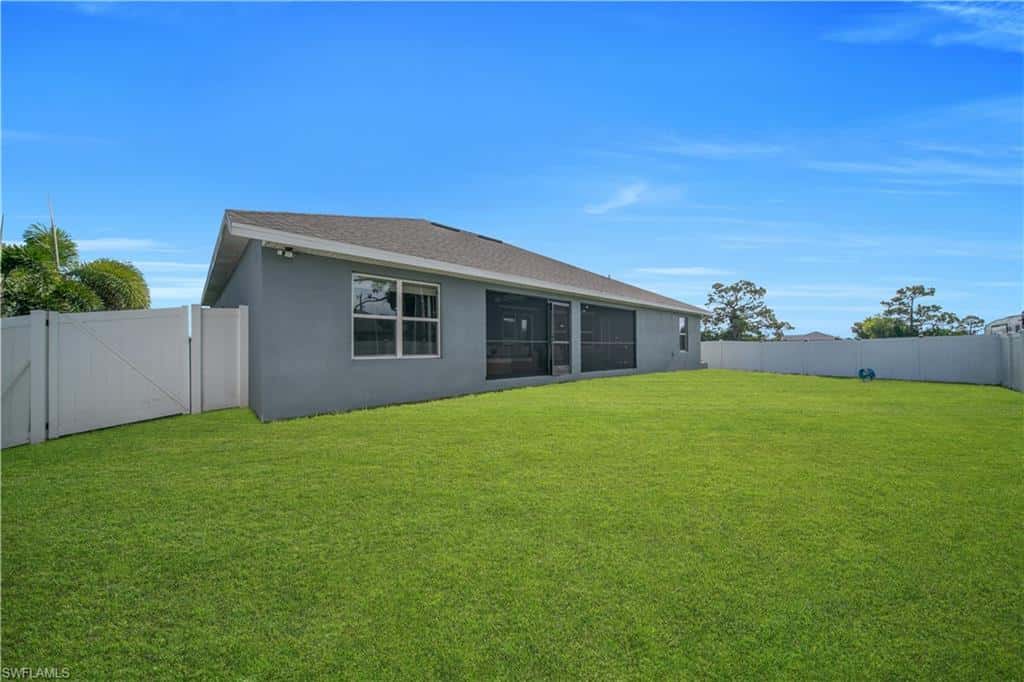1728 Diplomat Pkwy, Cape Coral, photo 40