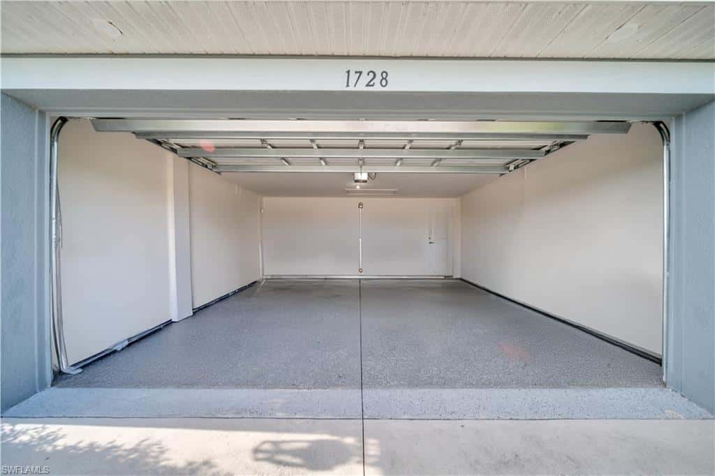 1728 Diplomat Pkwy, Cape Coral, photo 39