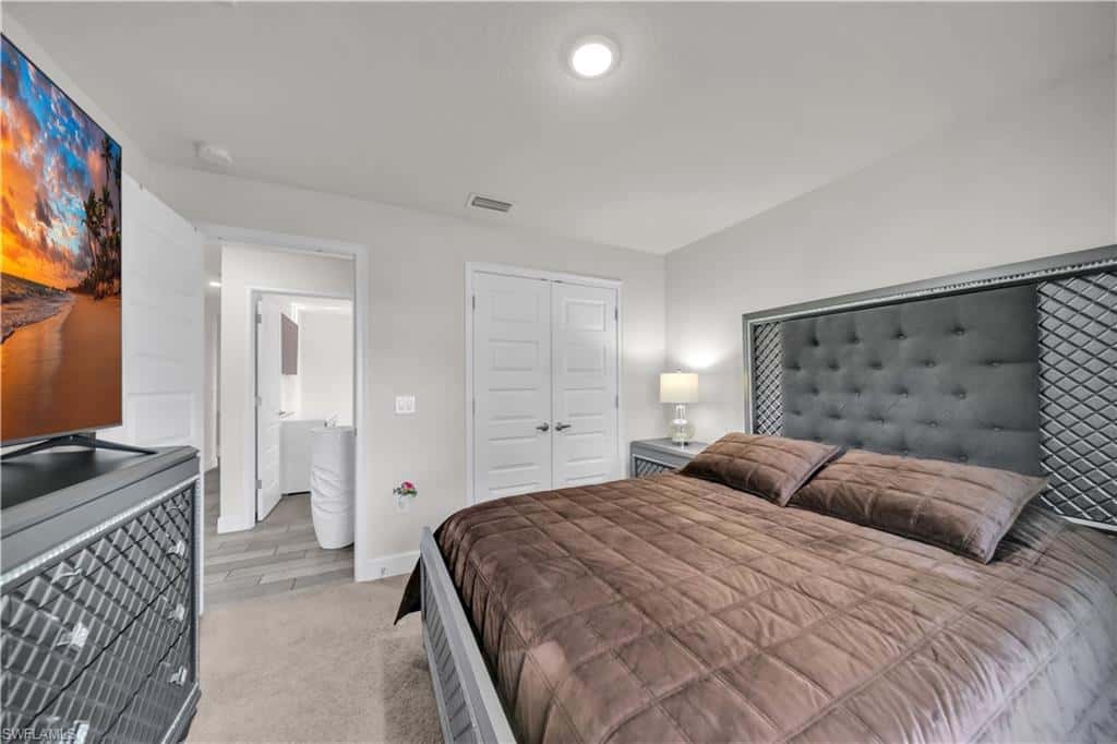 1728 Diplomat Pkwy, Cape Coral, photo 29